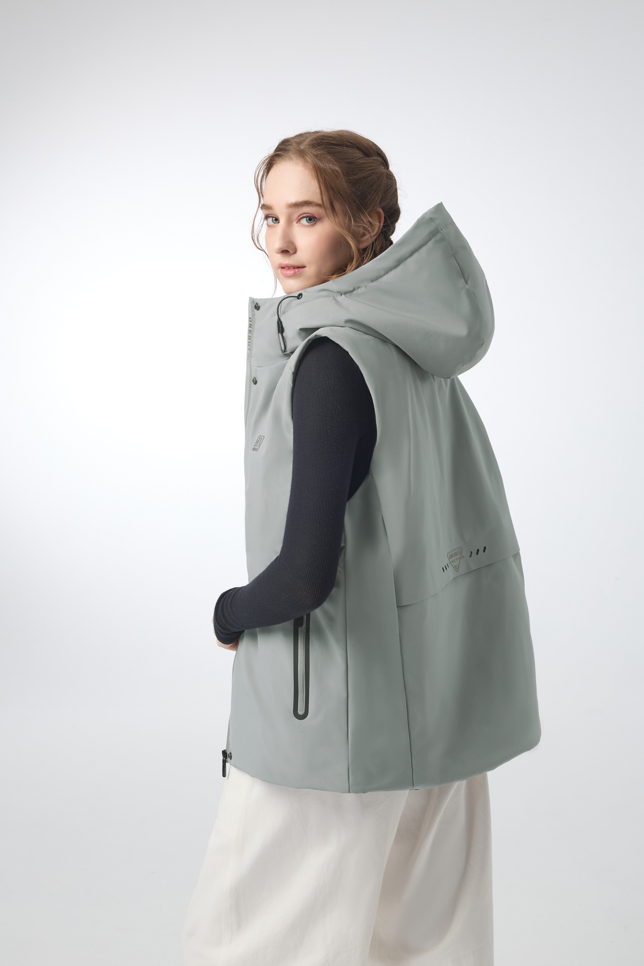 Heat-Retaining Waterproof Shell Vest with Hood for Women